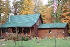 Country Manor Shake in Forest Green