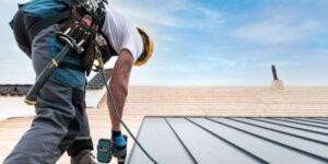 Main Differences Between Roofers and Roofing Contractors