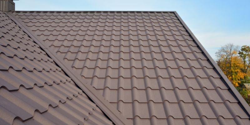 Metal vs. Asphalt Roofs: The Pros and Cons